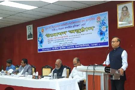 জনপ্রতিনিধিরা চেষ্টা করলে জনগণের ভাগ্য আমূল পরিবর্তন সম্ভব -স্থানীয় সরকার মন্ত্রী