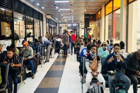 লিবিয়া হতে ১৭৪ বাংলাদেশি ফিরেছে