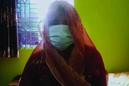 দুই বছরের প্রেমের পর বিয়েতে টালবাহানা, প্রেমিকের বাড়িতে তরুণীর অবস্থান