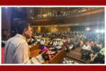 নিম্নমানের বই সরবরাহকারীদের শাস্তির হুঁশিয়ারি শিক্ষামন্ত্রীর