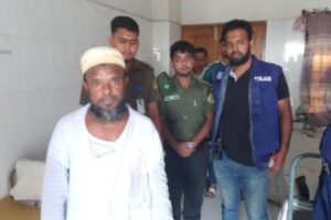 মাদারীপুরে হাসপাতালের ভেতর যুবককে কুপিয়ে জখম, অভিযুক্ত আটক