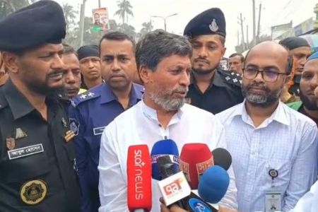 মাদারীপুরে নিত্যপ্রয়োজনীয় পণ্যের দাম সহনশীল রাখতে এমপি জাহান্দার আলীর বাজার পরিদর্শন,রমজানকে সামনে রেখে মনিটরিং জোরদার