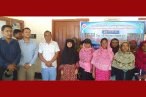 মধুখালীর বাগাটে এলজিইডির প্রকল্পে ১০ নারী কর্মী নিয়োগ