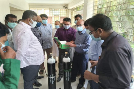 মাগুরায় কোভিড -১৯ আক্রান্ত মুমূর্ষ রোগীদের  চিকিৎসা সামগ্রী সরবরাহ অনুষ্ঠান