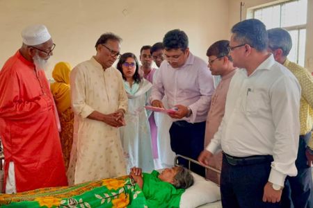 মধুপুর উপজেলা স্বাস্থ্য কমপ্লেক্সে সোলার প্যানেল স্থাপনের প্রতিশ্রুতি ডাক, টেলিযোগাযোগ ও তথ্যপ্রযুক্তি মন্ত্রীর