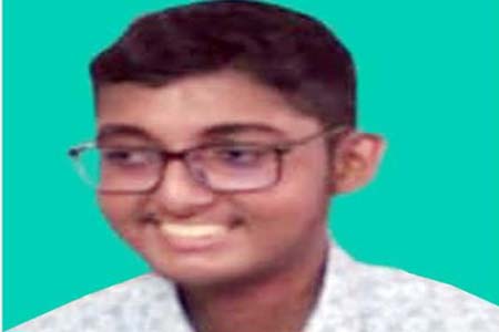 ক্যান্সারজয়ী ছাত্র পেয়েছে জিপিএ-৫