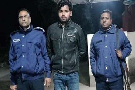 ফরিদপুরে ইয়াবা ও বোমা তৈরির সরঞ্জামসহ ছাত্রদল নেতা আটক