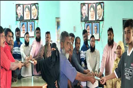 বেনাপোল স্থলবন্দর ৯২৫ এর শ্রমিকের মরণোত্তর হিসাবে ২ পরিবারের মাঝে নগত অর্থ প্রদান