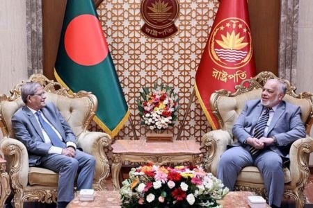 রাষ্ট্রপতির সঙ্গে প্রধান বিচারপতির সৌজন্য সাক্ষাৎ