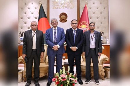 উচ্চশিক্ষার মান উন্নয়নে বিশ্ববিদ্যালয়গুলোকে গবেষণা জোরদারের আহ্বান রাষ্ট্রপতির