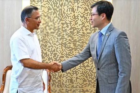 প্রধানমন্ত্রীর সঙ্গে দক্ষিণ কোরিয়ার বাণিজ্যমন্ত্রীর সাক্ষাৎ
