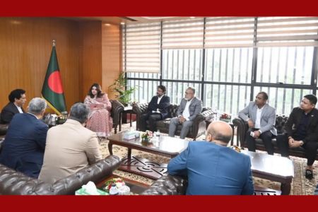 পররাষ্ট্র প্রতিমন্ত্রীর সাথে বিজিবিএ নেতাদের বৈঠক: পোশাকের নতুন বাজার অনুসন্ধানে জোর
