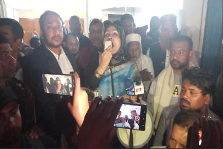 মনোনয়ন বাতিল না হওয়া পর্যন্ত আন্দোলন চলবে