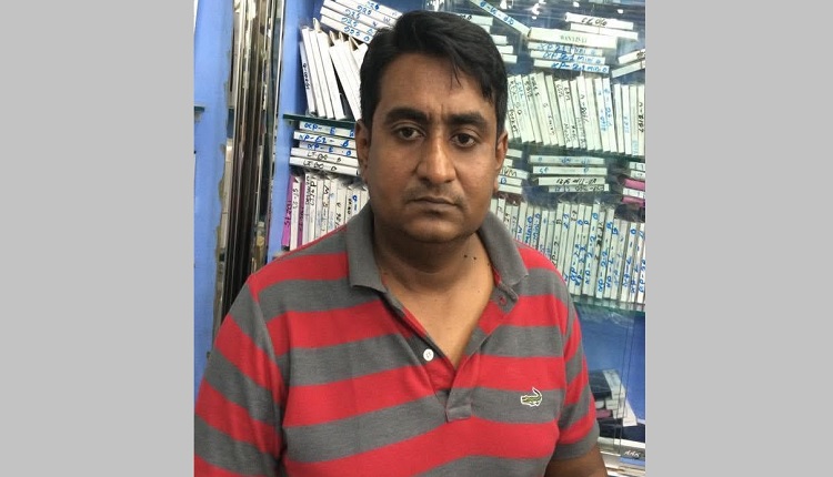 সাব-রেজিস্টার মাইকেলের ২৯ ফ্লাট