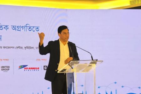 ইউএস-বাংলাসহ বেসরকারি এয়ারলাইন্সের পাশে থাকার আশ্বাস বিমানমন্ত্রীর