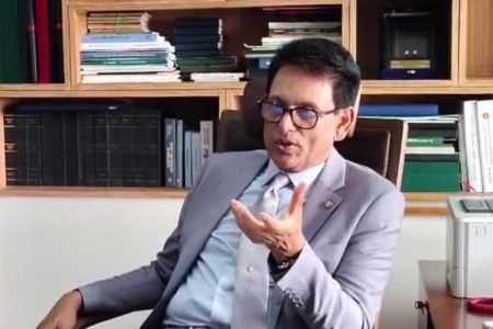 শিক্ষামন্ত্রী