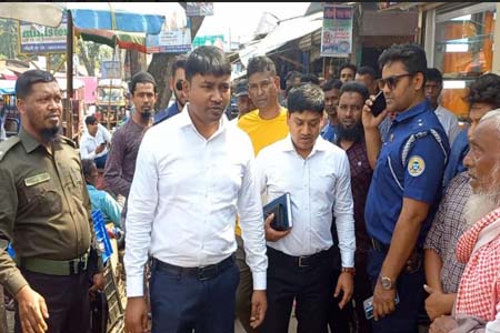 গৌরনদীতে ৪টি ব্যবসা প্রতিষ্টানকে ১৭ হাজার টাকা জরিমানা