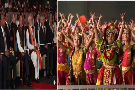 নরেন্দ্র মোদী বিমোহিত