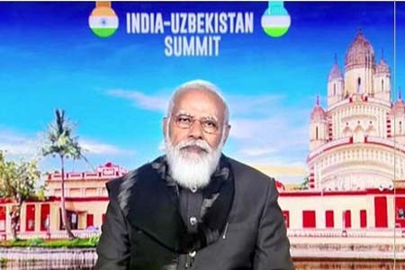 দ্বিপাক্ষিক কূটনৈতিক বৈঠকে মোদীর পিছনে পর্দায় দক্ষিণেশ্বরের ছবি
