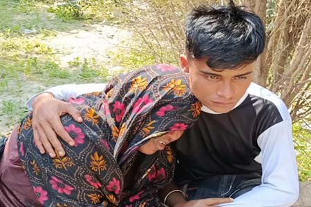 মহেশপুরে আলাদা সড়ক দুর্ঘটনা