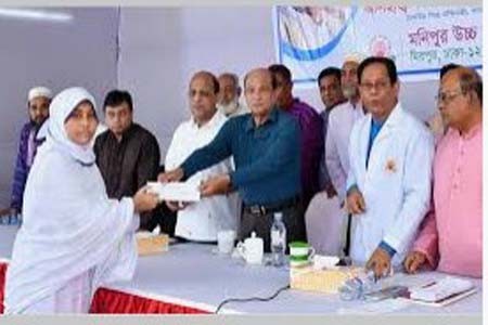 সেবা মানুষের দোরগোড়ায় পৌঁছে দিতে সরকার কাজ করছে -শিল্প প্রতিমন্ত্রী