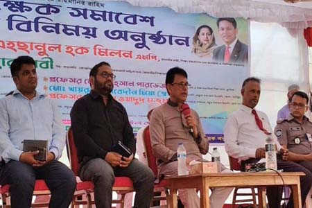 নৈতিক শিক্ষায় শিক্ষিত করতে হবে