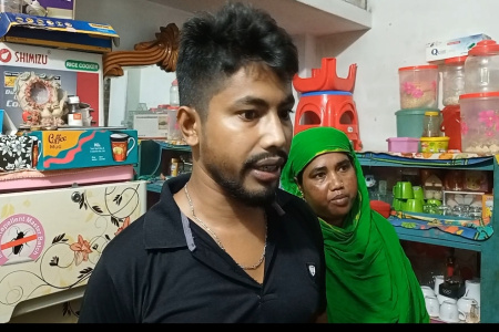 বেনাপোলে মাদক নিয়ন্ত্রন অধিদপ্তরের কর্মকর্তাদের বিরুদ্ধে টাকা ছিনিয়ে নেওয়ার অভিযোগ