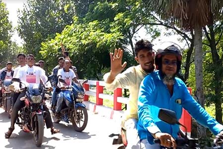জেলা আ'লীগের সভাপতি-সম্পাদককে ৪শ মোটর শোভাযাত্রায় স্বাগত জানালেন সোহাগ খান