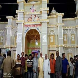 মন্দির পরিদর্শনে এমপি