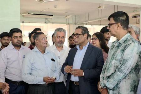 সাভারে ৪ বছর ধরে অব্যবহৃত স্বাস্থ্য ব্যবস্থাপনা ভবন, দ্রুত চালুর নির্দেশ - স্বাস্থ্য প্রতিমন্ত্রীর