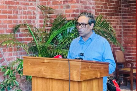 ডেঙ্গু পরিস্থিতি নিয়ন্ত্রণে দেশজুড়ে সামাজিক আন্দোলন গড়ে তুলতে হবে – স্বাস্থ্য প্রতিমন্ত্রী