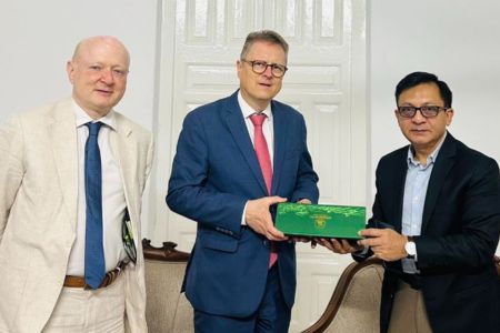 বাণিজ্যমন্ত্রীর সাথে জার্মানির এশিয়া ও প্যাসিফিক বিষয়ক মহাপরিচালকের বৈঠক