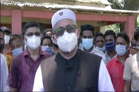 সরিষাবাড়িতে স্বাস্থ্য কর্মীদের সঙ্গে আলোচনা সভায় তথ্য প্রতিমন্ত্রী