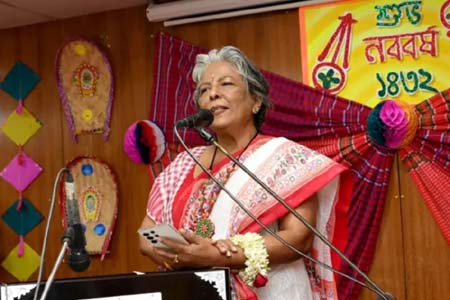 ফকির বাউলের মনে রঙিন