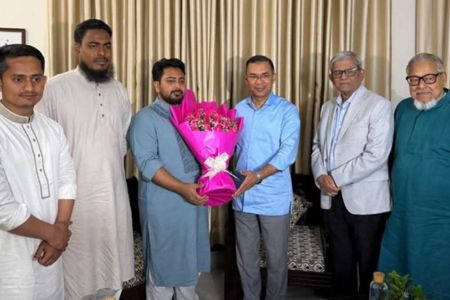 নবনির্বাচিত সংসদ সদস্য নাহিদ ইসলামের সঙ্গে সাক্ষাৎ