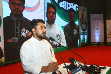 গণঅভ্যুত্থান করল ছাত্ররা, ফল ভোগ করছে নানা রাজনৈতিক দল - নাহিদ ইসলাম