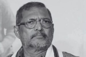 পুনেতে রাষ্ট্রীয় সম্মানে নানা পাটেকরের শেষকৃত্য