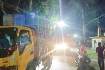 নড়াইলে ৭ হাজার ৪শ লিটার ডিজেল জব্দ, জরিমানা ৩৫ হাজার