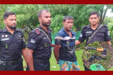 নড়াইলে র‍্যাবের অভিযানে অস্ত্র গুলিসহ একজন গ্রেপ্তার 