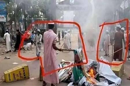 মৌলবাদী আক্রমণ