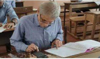 ৭০ বছর বয়সে সিভিল ইঞ্জিনিয়ারিং পরীক্ষায় রাজ্যে প্রথম হলেন নারায়ন ভাট