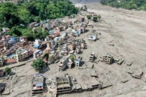 ভয়াবহ বন্যায় লণ্ডভণ্ড নেপাল, মৃত ৫০০ ছাড়াল