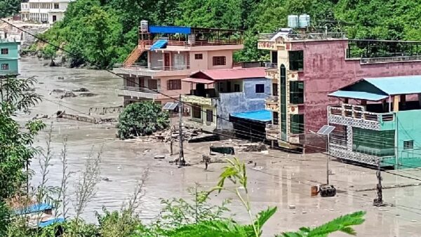 নেপালে বন্যায় নিহত ১৬