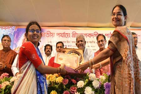 ধর্মের ভিত্তিতে বিভাজন নয়