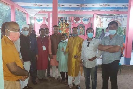 নবীগঞ্জের শারদীয় দুর্গাপুজার বিভিন্ন মন্ডপ পরিদর্শনে এমপি শাহনওয়াজ