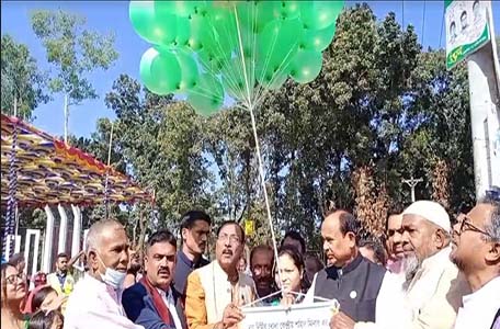 নবনির্মিত কেন্দ্রীয় শহীদ মিনার উদ্বোধন করলেন রেলপথ মন্ত্রী 