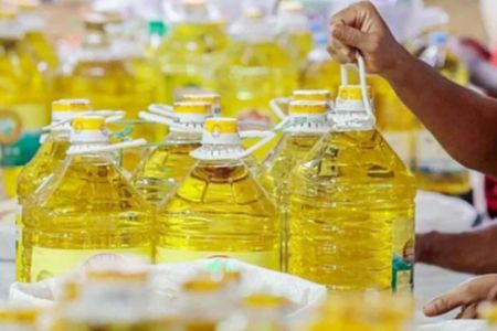সয়াবিন তেল লিটার প্রতি নতুন দাম ১৯৯ টাকা নির্ধারণ