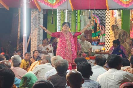 কোটালীপাড়ায় ভক্তিপূর্ণ পরিবেশে পদাবলী কীর্তন অনুষ্ঠিত