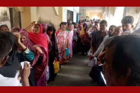 পাইকগাছায় ফ্রি চক্ষু ক্যম্পে ৫ শত চক্ষুরোগী পেল চিকিৎসা সেবা