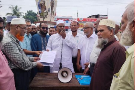 কৃষি ক্যাম্পাসের নামকরণের দাবিতে স্মারকলিপি